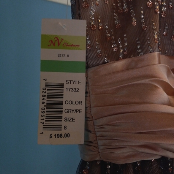 🧁B2G1🧁 NV Couture Glittery Grey and Peach Strapless Special Occasion Dress - Picture 4 of 9